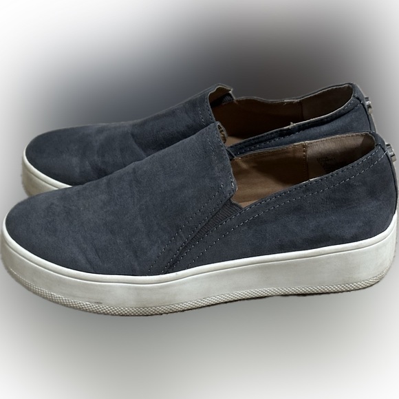 Steve Madden Slate Grey Platform Slip-On Sneakers-Size 7.5 - Picture 6 of 6